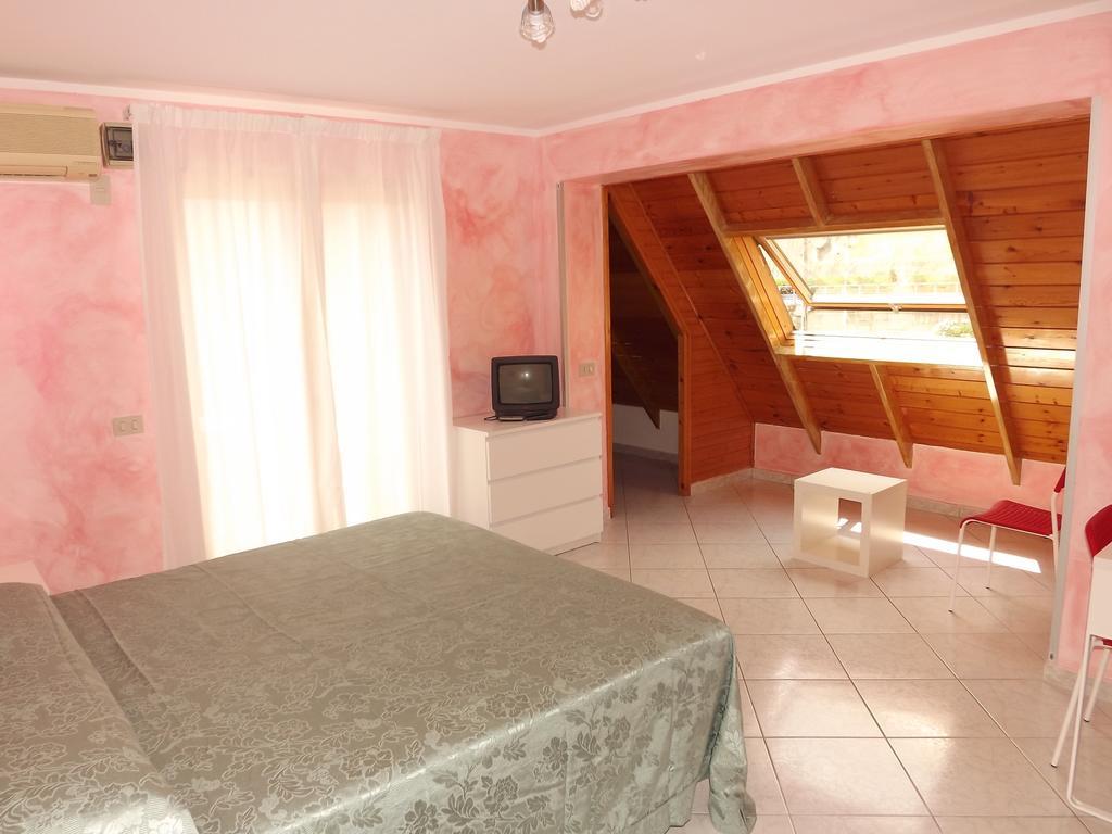 Villa Jovanna Letojanni Room photo